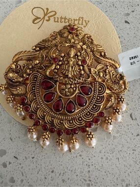 Vintage Gold-Tone Hair-clip with Faux Pearls & Stone Accents - NWT
